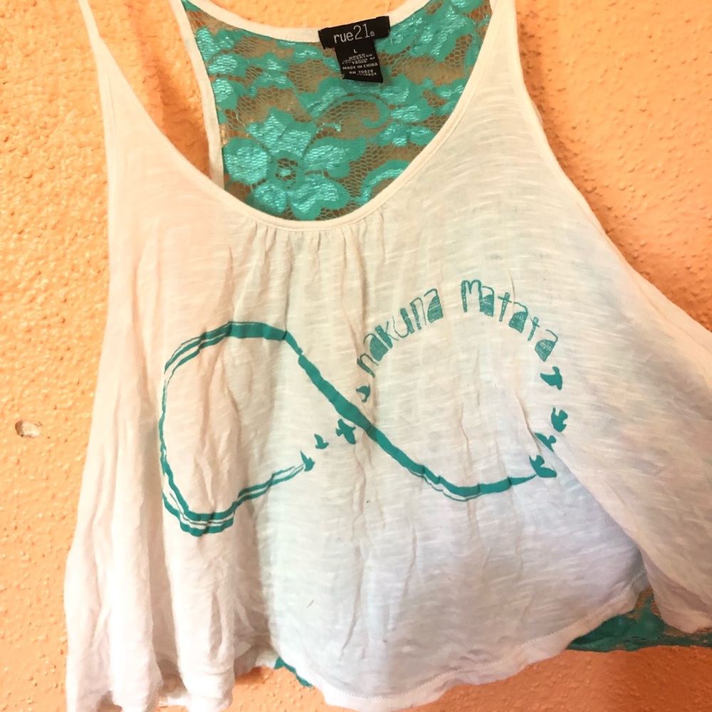 Spaghetti strap loose shirt